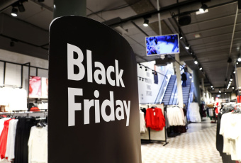 What TV investment strategies are digital-native brands implementing for the holiday season?